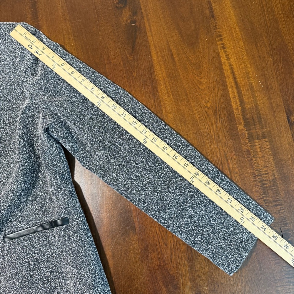 Kasper Womens Blazer Size 12 Gray Tweed Faux Leather Tuxedo Collar Career - Picture 11 of 13